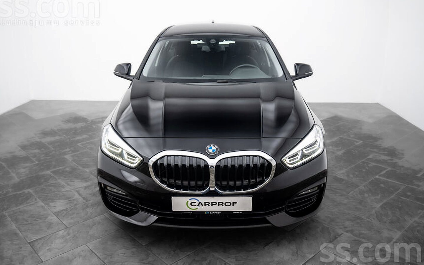 BMW 118 — foto 2