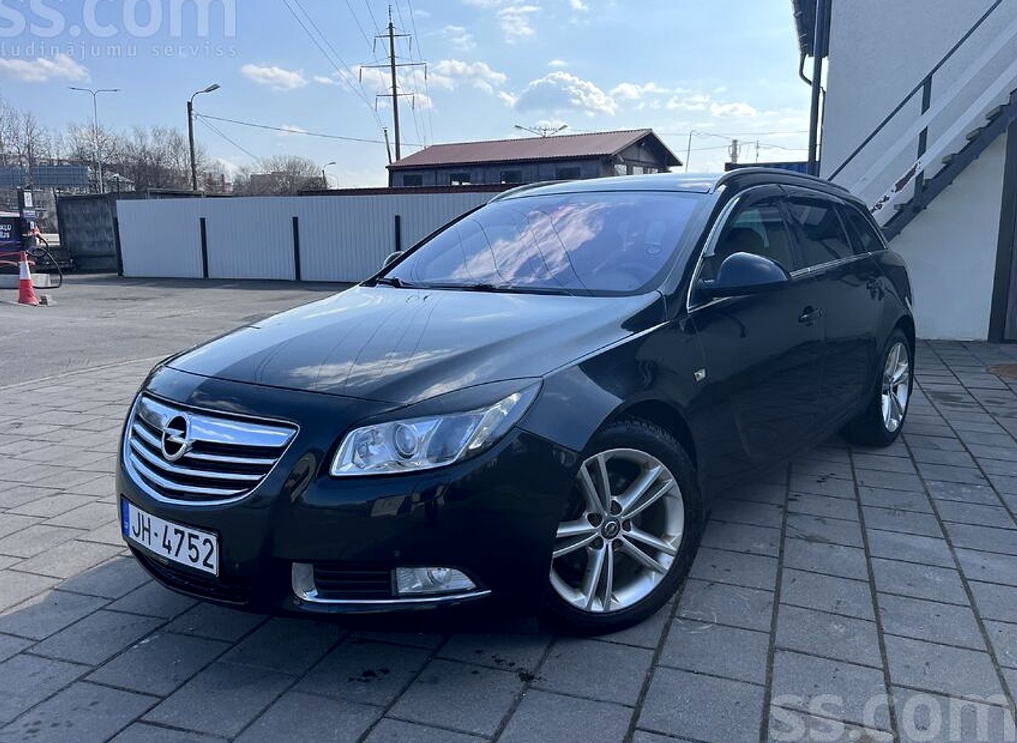 Opel Insignia, 2009. gads