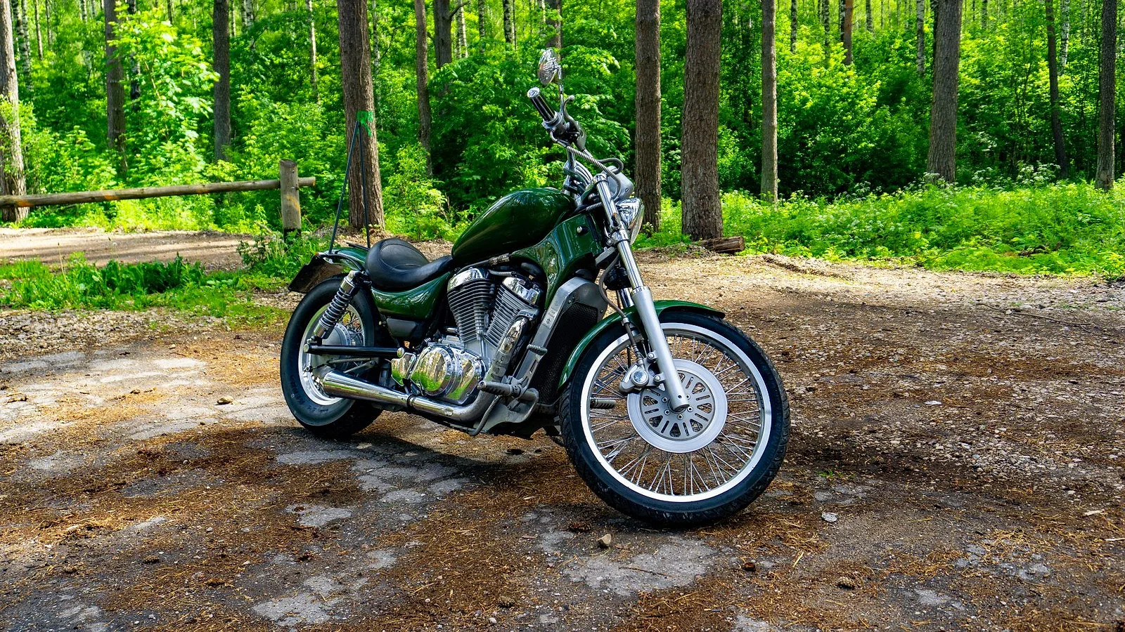 Suzuki VS 800 INTRUDER, 1993. gads