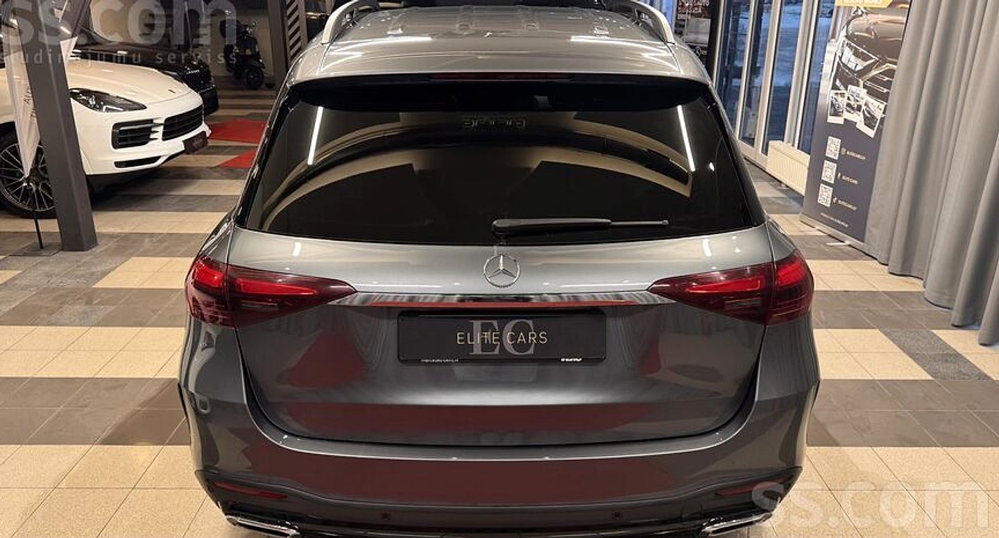 Mercedes-Benz GLE 300 — foto 6