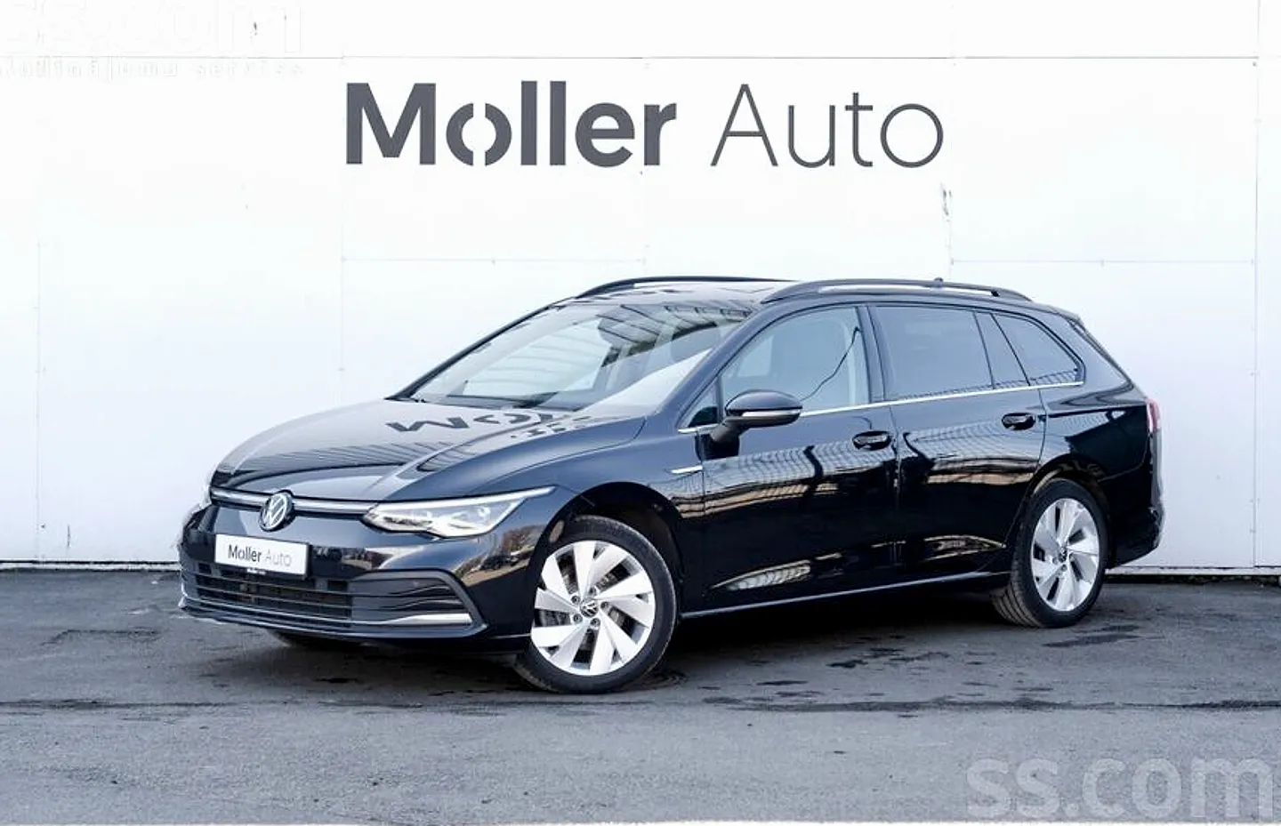 Volkswagen Golf 8, 2022. gads