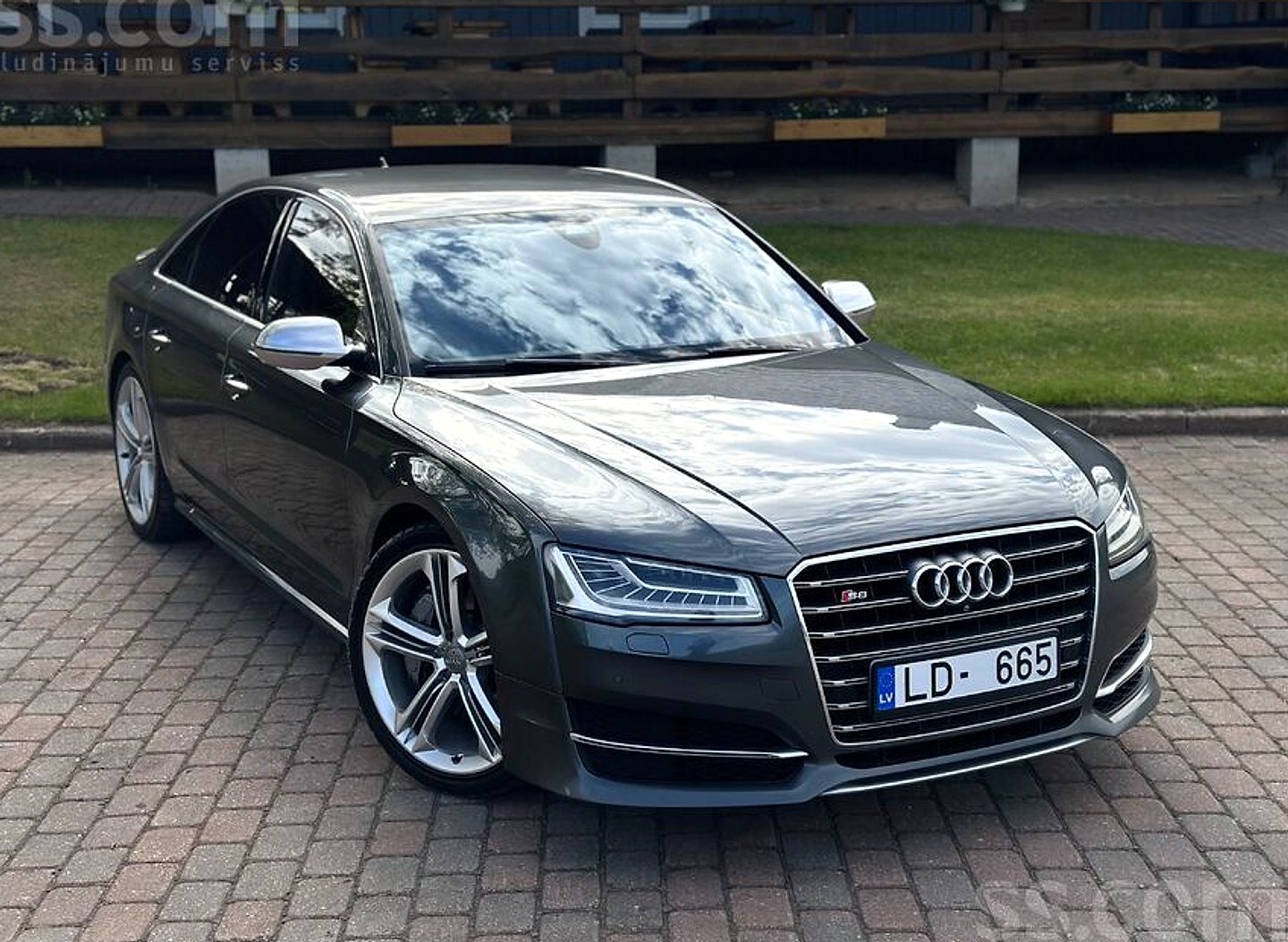 Audi S8, 2014. gads