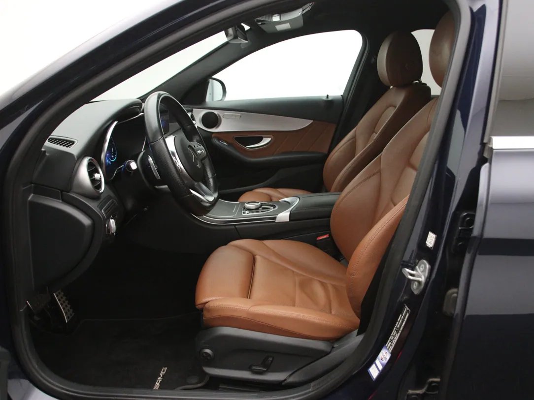 MERCEDES BENZ C300 — foto 5