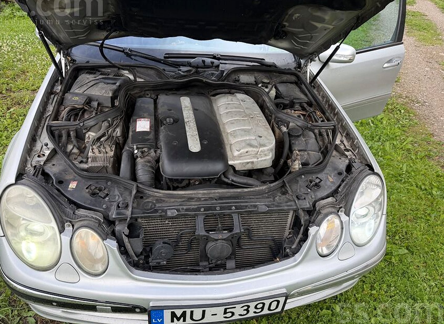 Mercedes-Benz E320 — foto 5