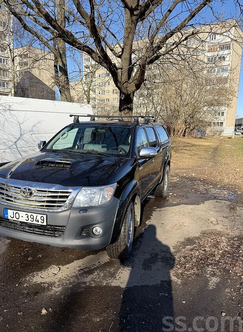 Toyota Hilux, 2013. gads