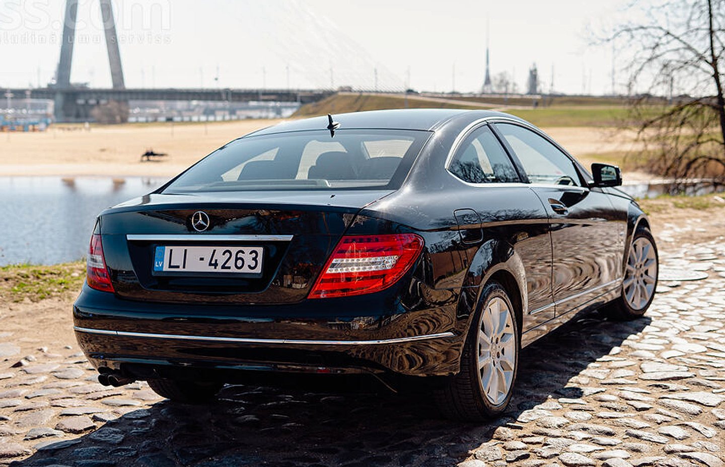 Mercedes-Benz C180 — foto 2