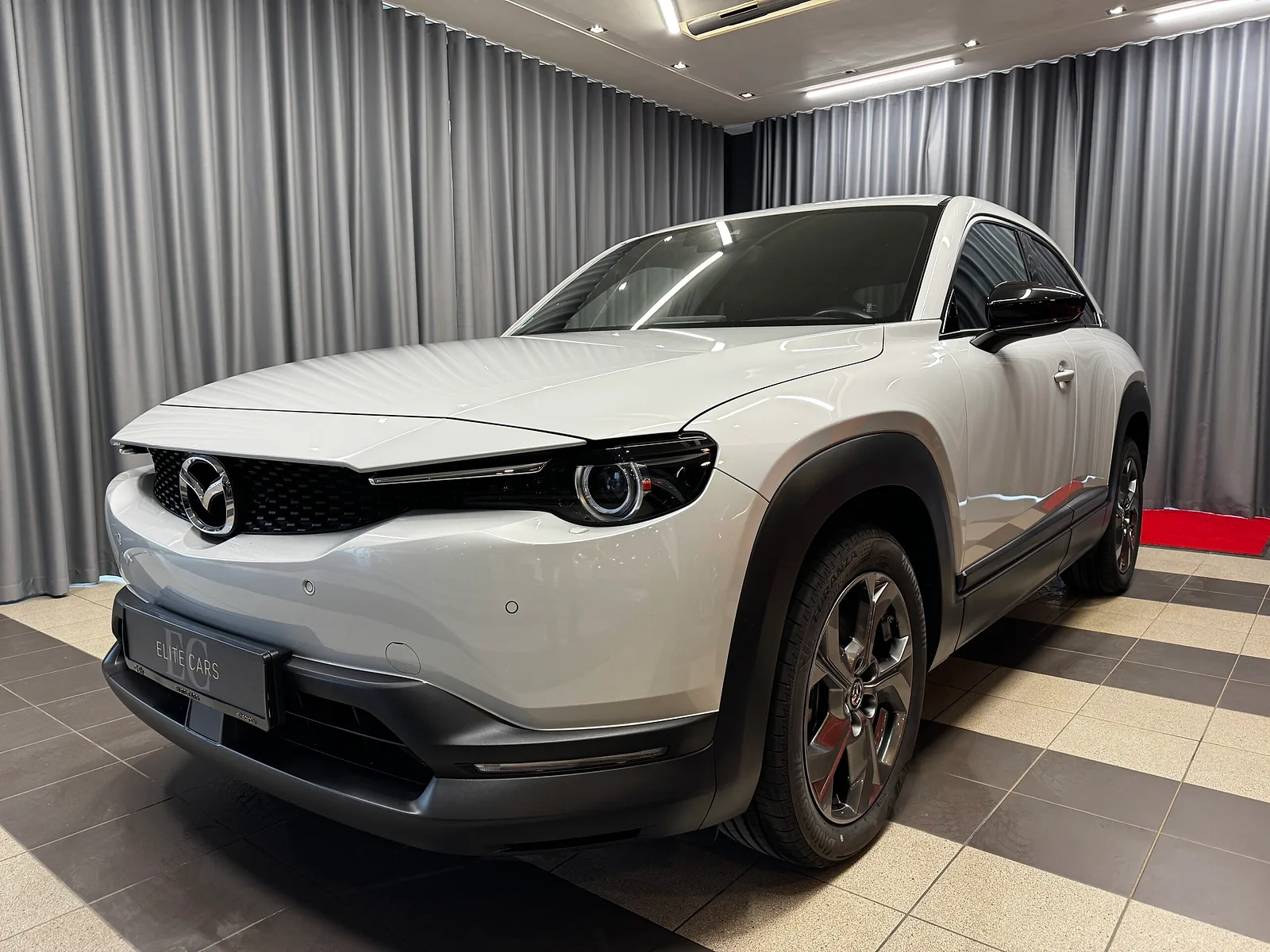 Mazda MX-30, 2021. gads