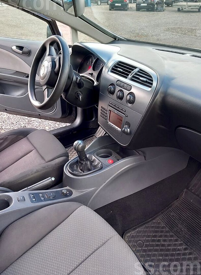 SEAT Leon — foto 2