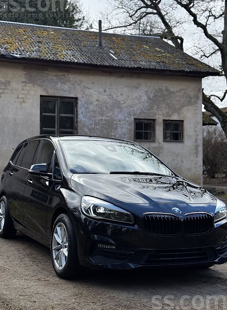 BMW 220 — foto 6