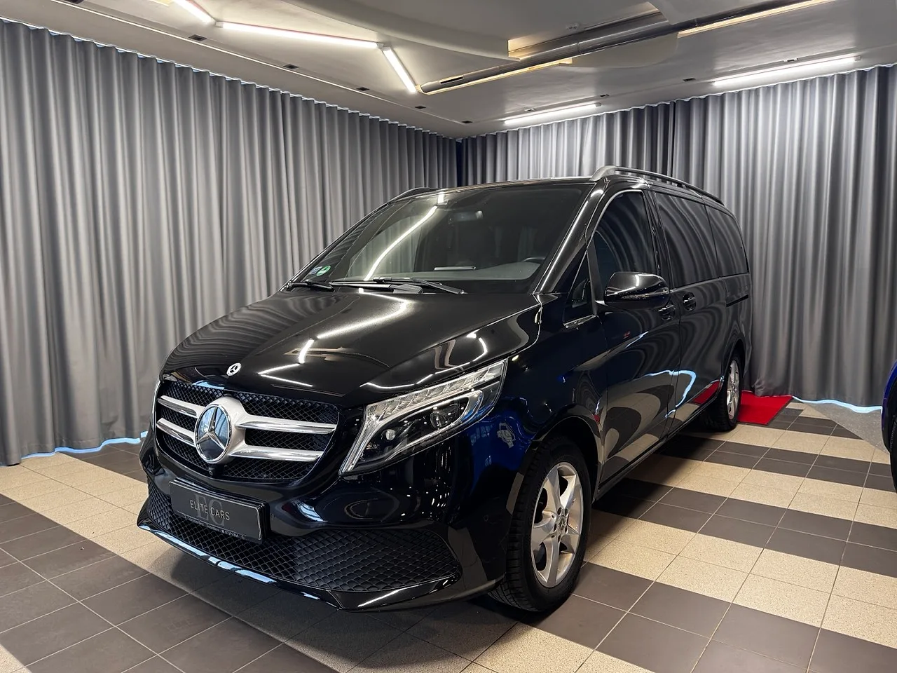 Mercedes-Benz V250, 2021. gads