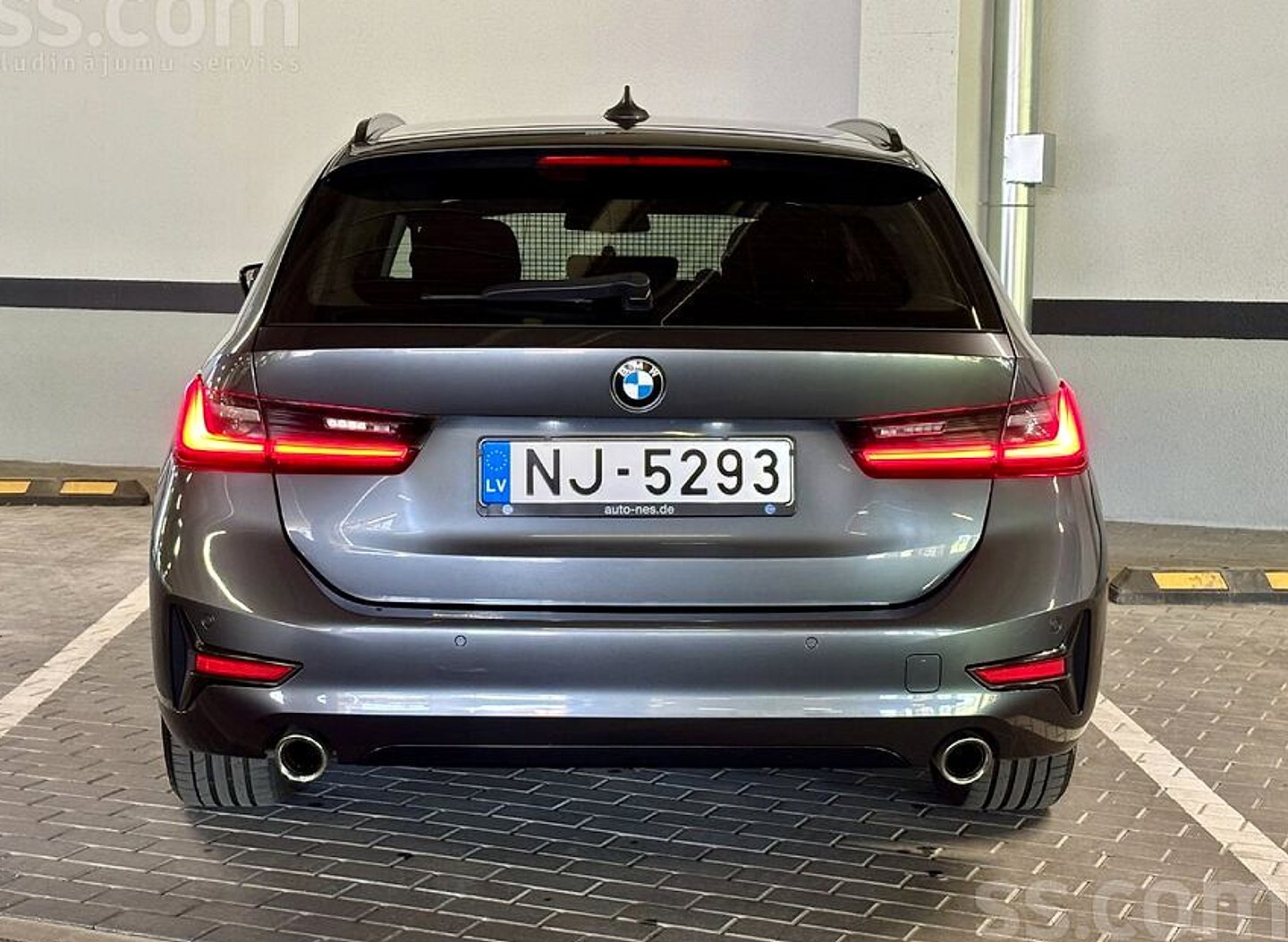 BMW 320 — foto 2