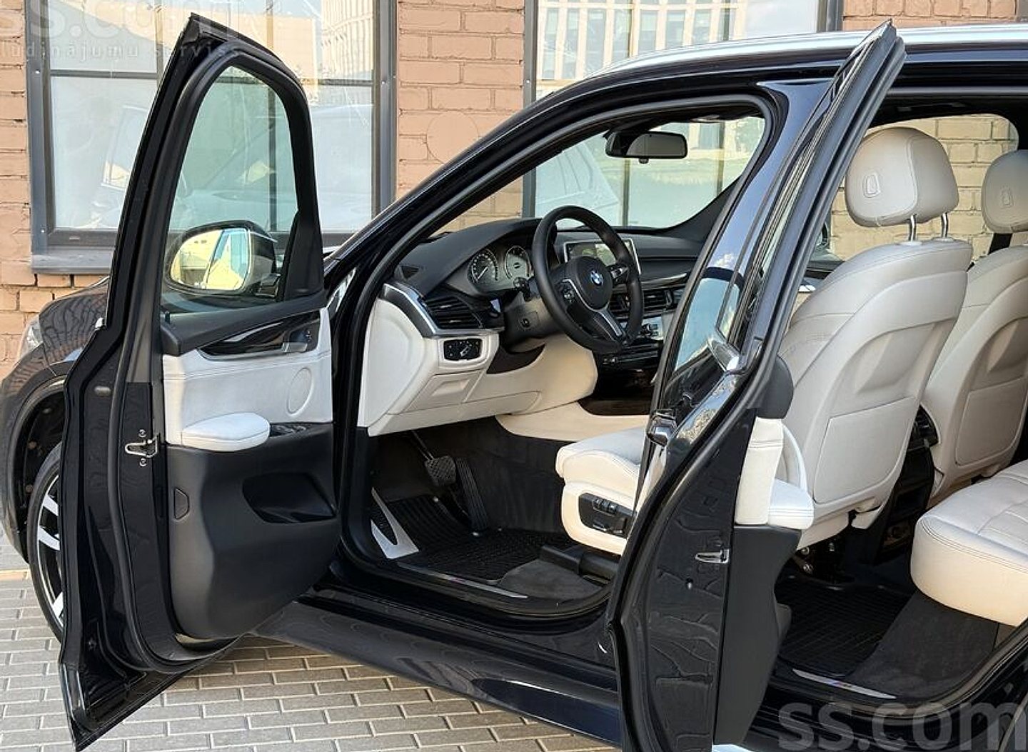 BMW X5 — foto 6