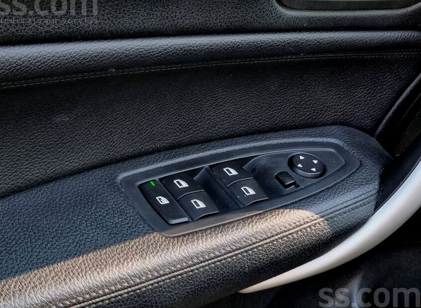 BMW 120 — foto 4