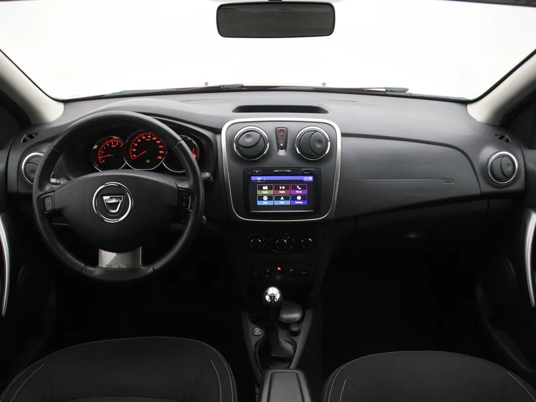 DACIA Logan — foto 3