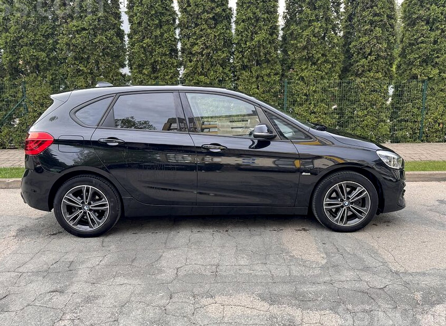 BMW 218 — foto 5