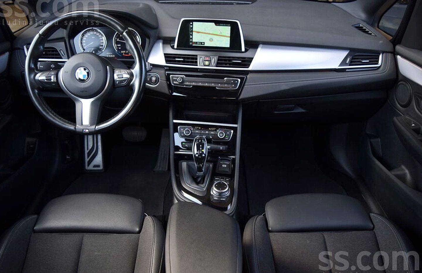 BMW 218 — foto 4