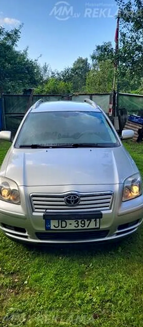 Toyota Avensis, 2005. gads