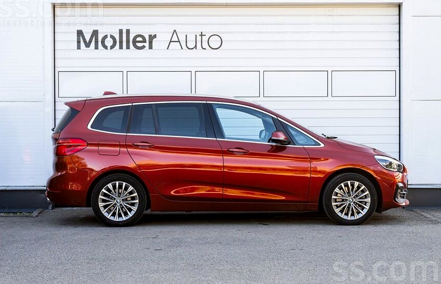BMW 218 — foto 5