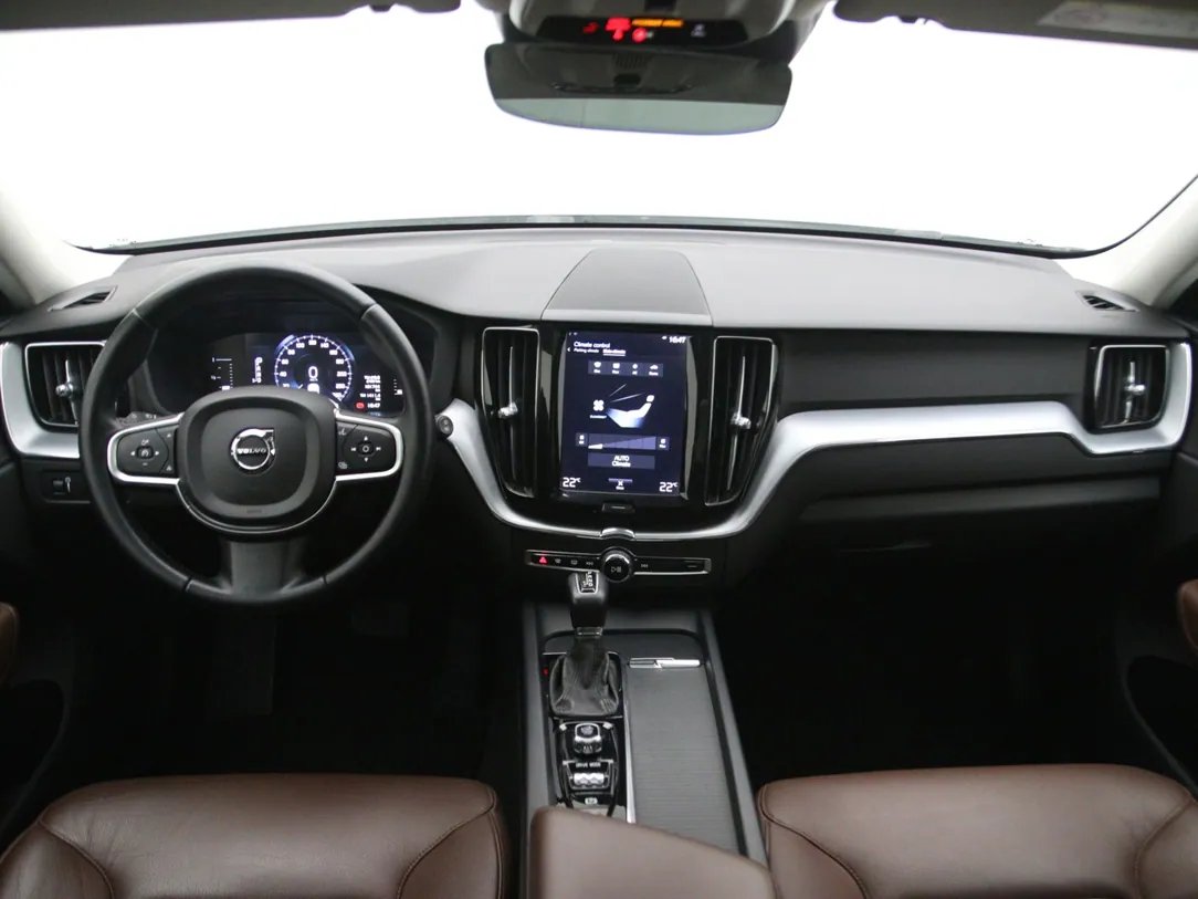 Volvo Xc60 — foto 3