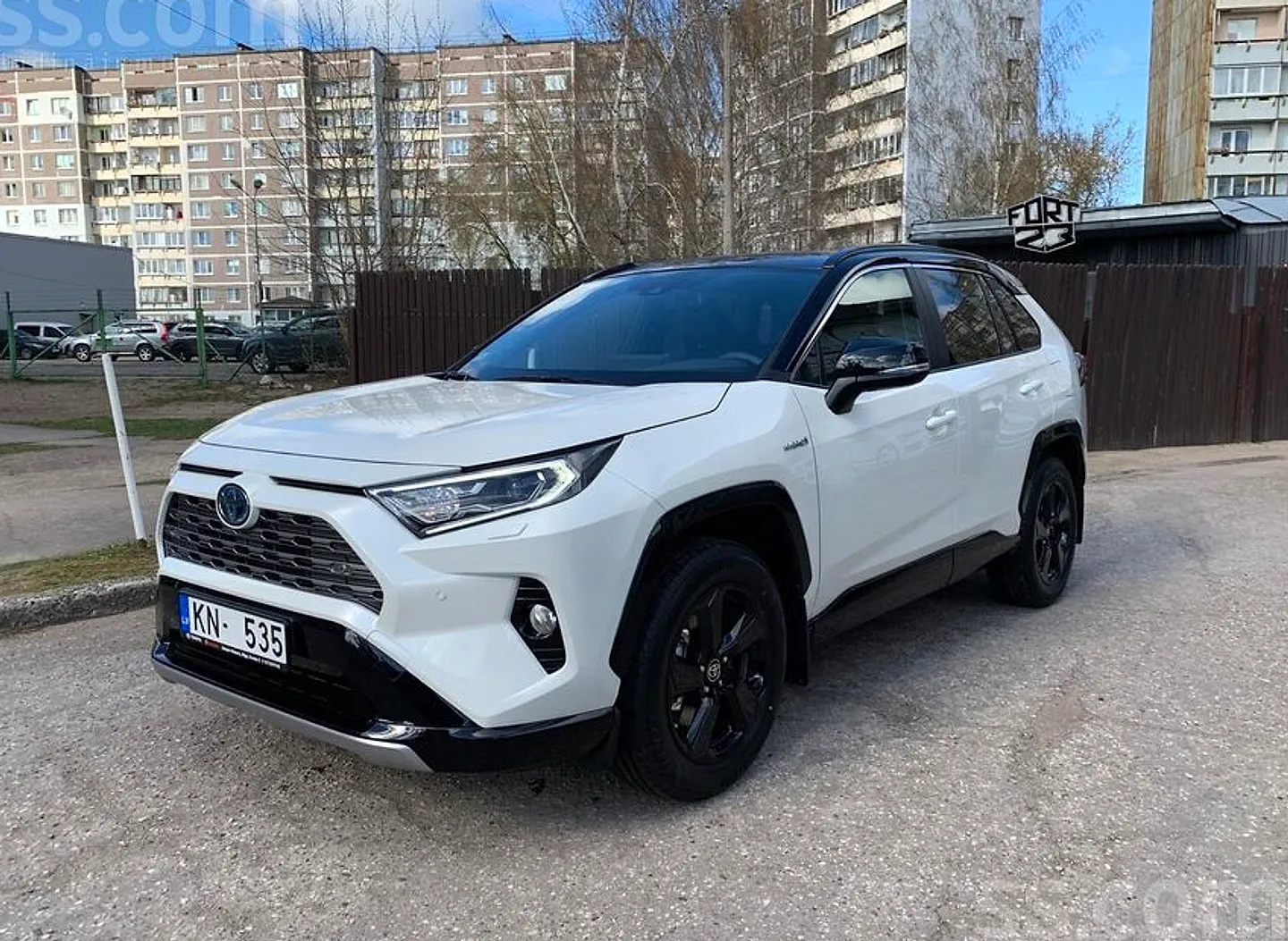 Toyota RAV 4, 2020. gads