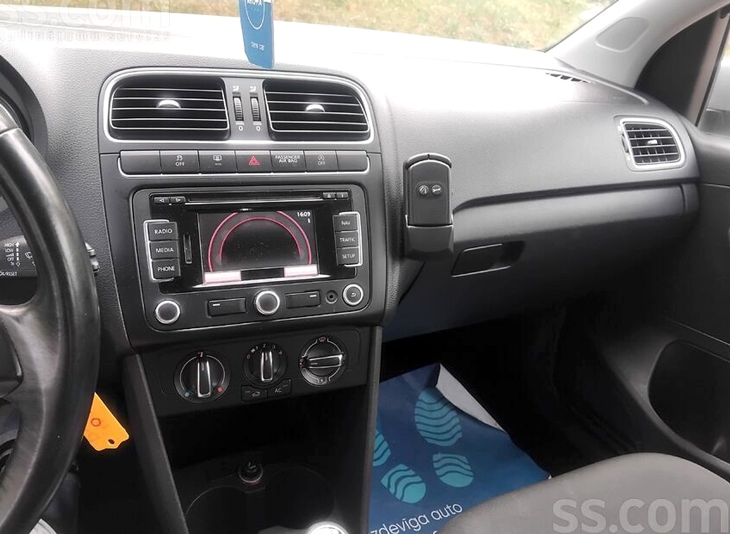 Volkswagen Polo — foto 6