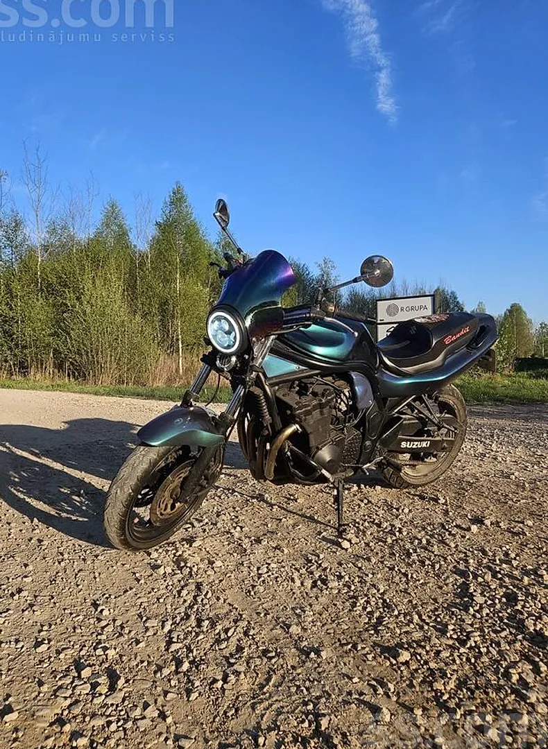 Suzuki Gsf60