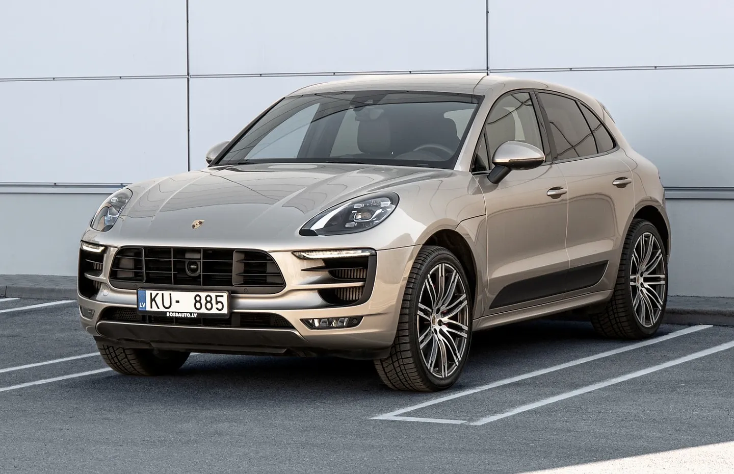 Porsche Macan, 2016. gads