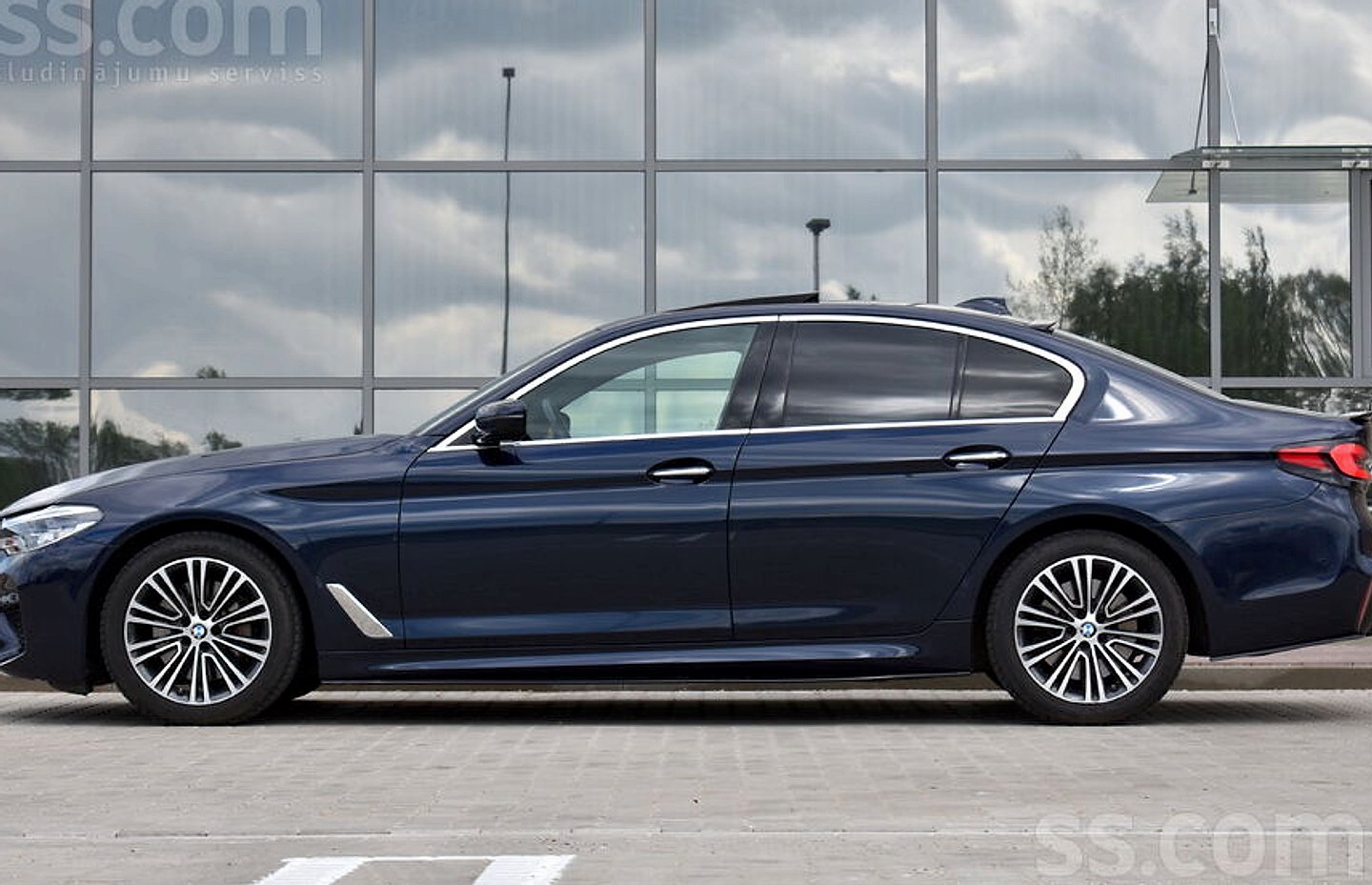 BMW 530 — foto 4