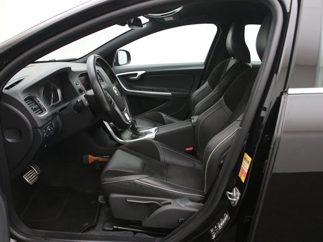 Volvo V60 — foto 5