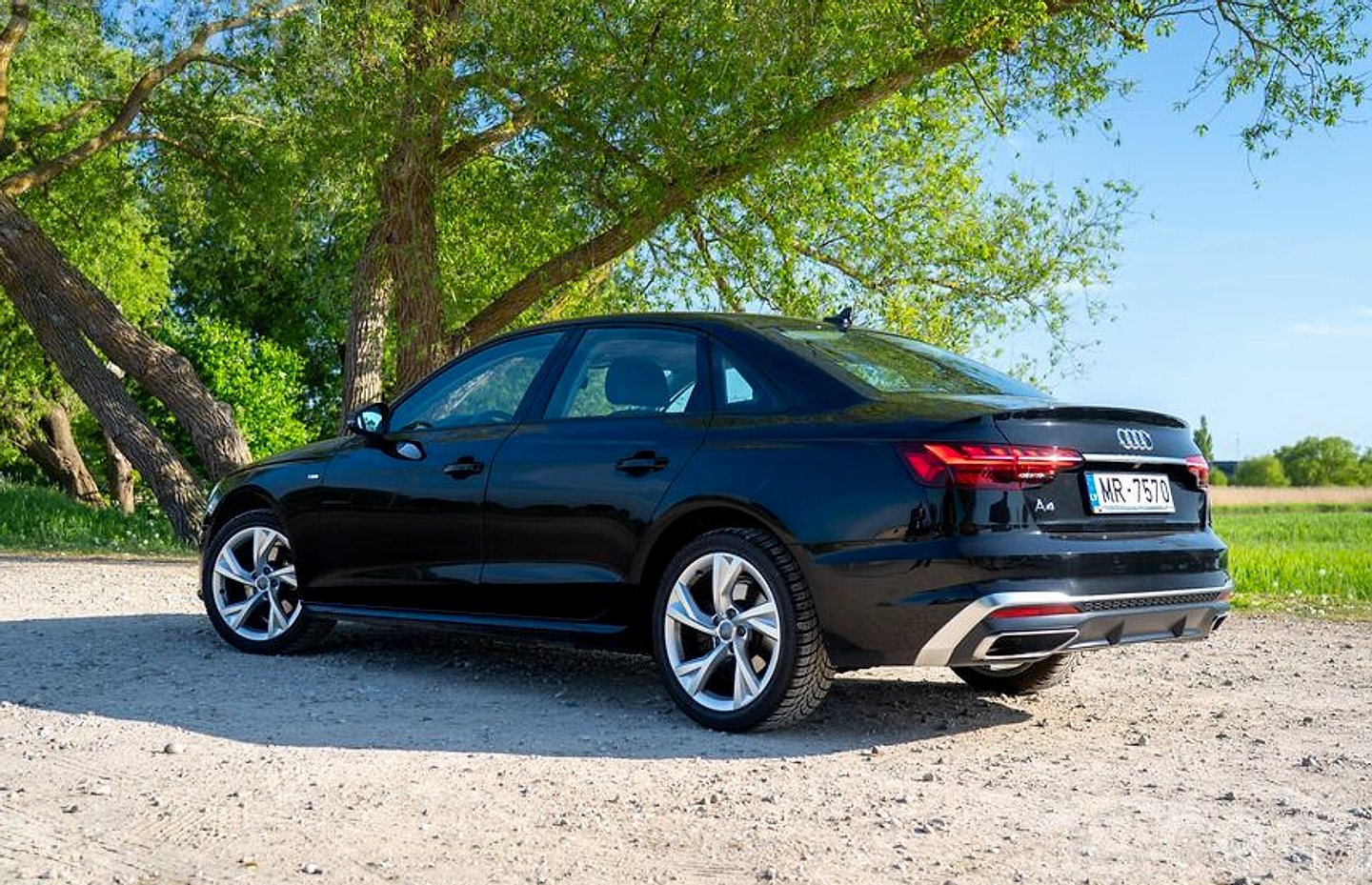 Audi A4 — foto 4