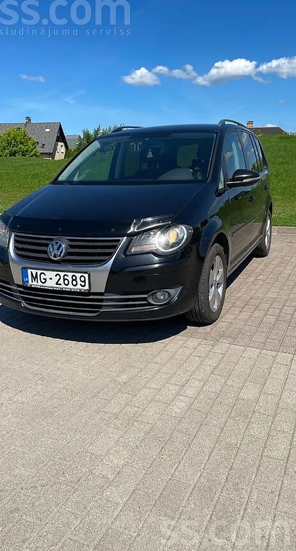 Volkswagen Touran, 2009. gads