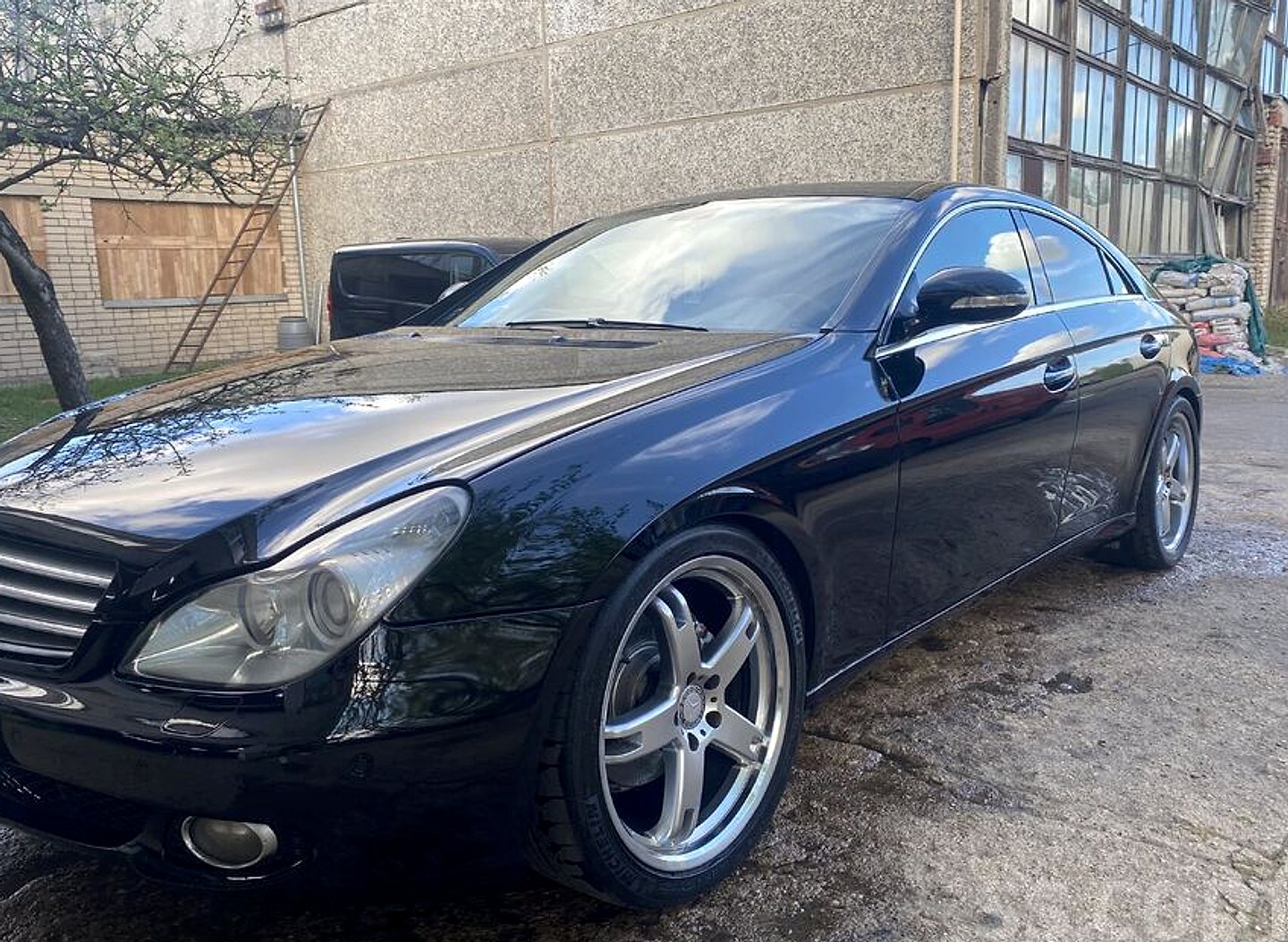 Mercedes-Benz CLS320 — foto 2
