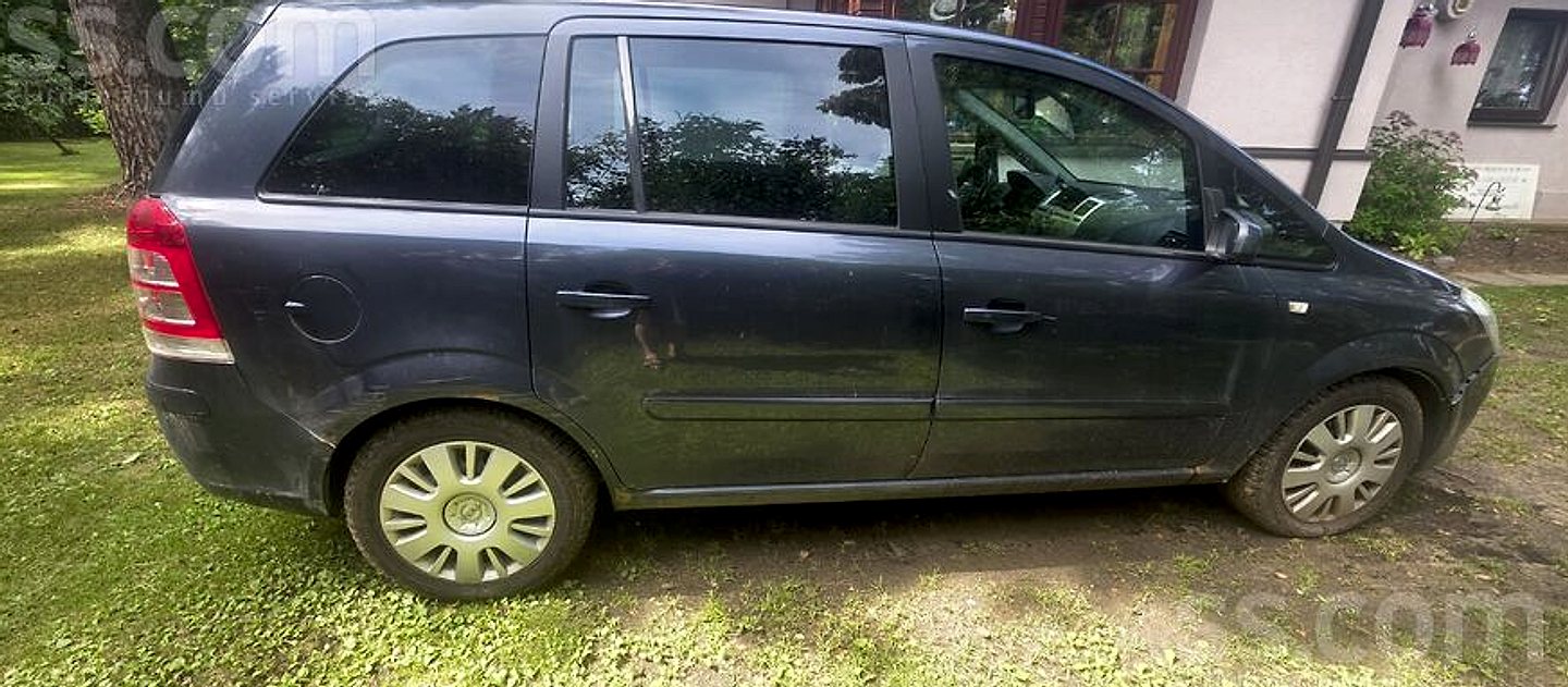 Opel Zafira — foto 3