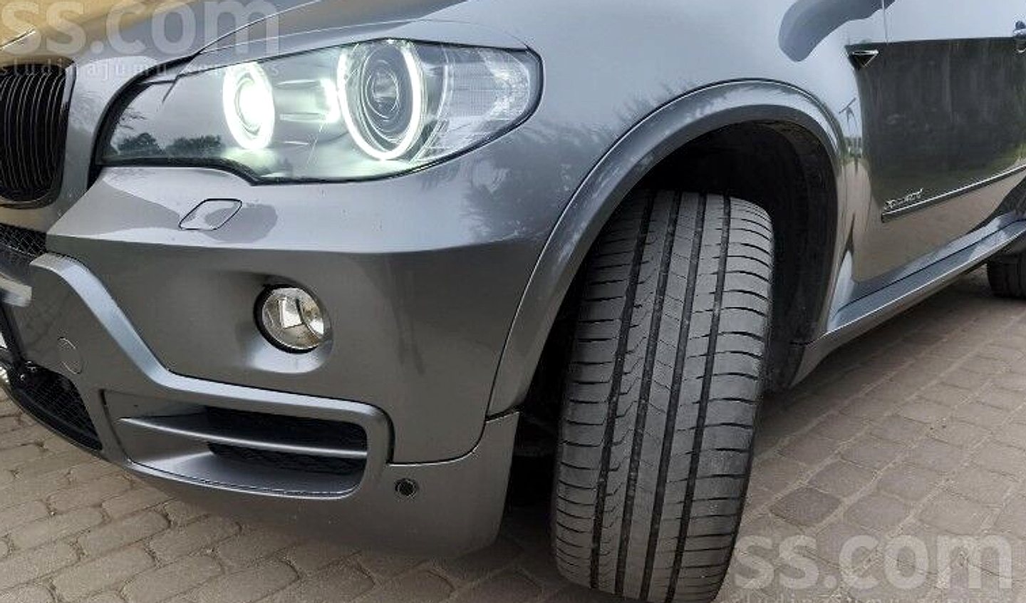 BMW X5 — foto 4
