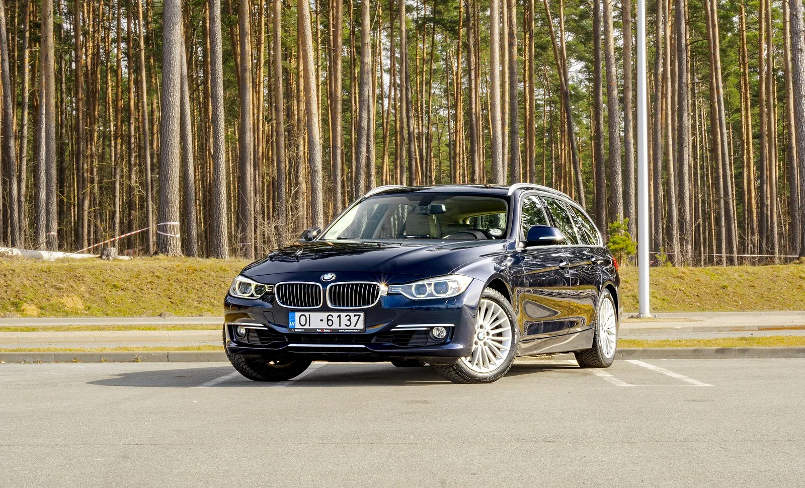BMW 330, 2013. gads