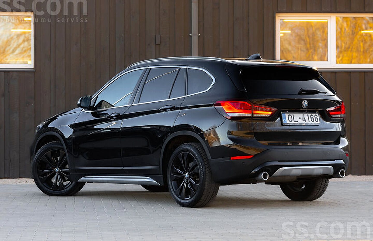 BMW X1 — foto 4