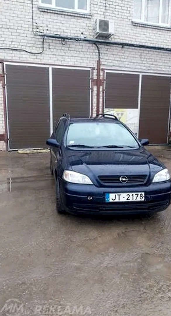 Opel Astra, 2004. gads