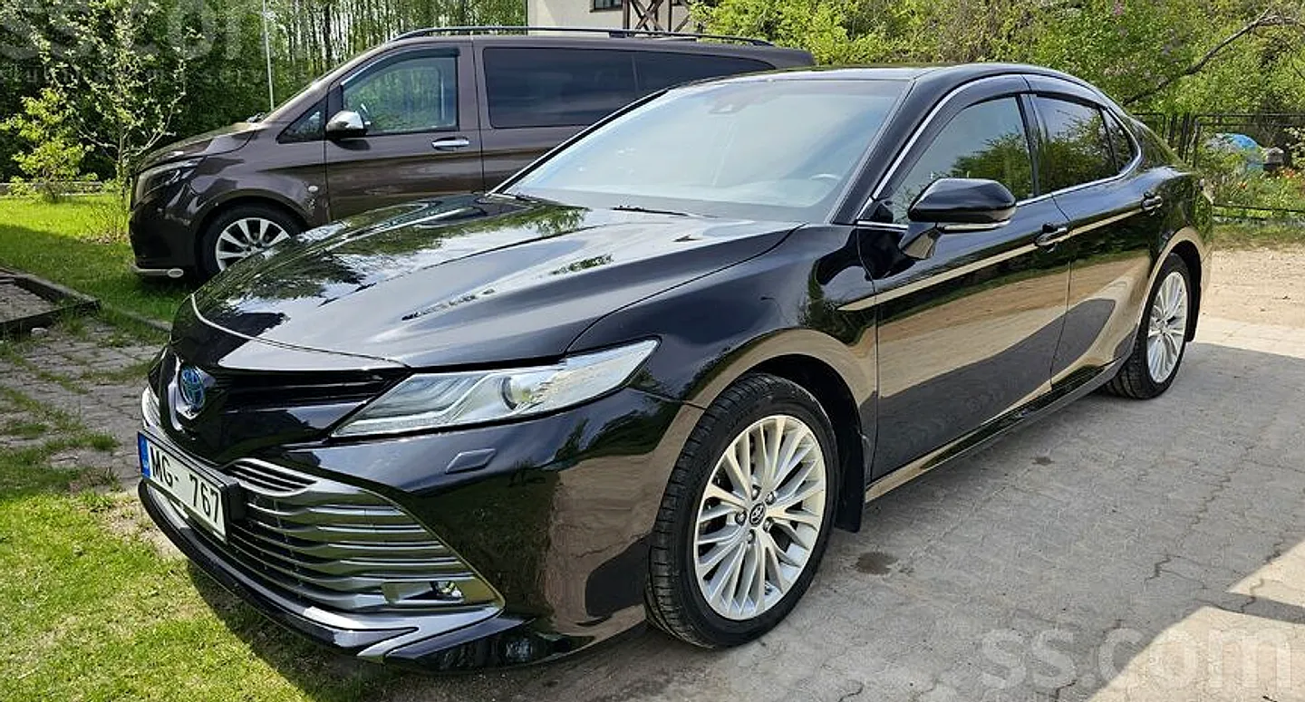 Toyota Camry, 2019. gads
