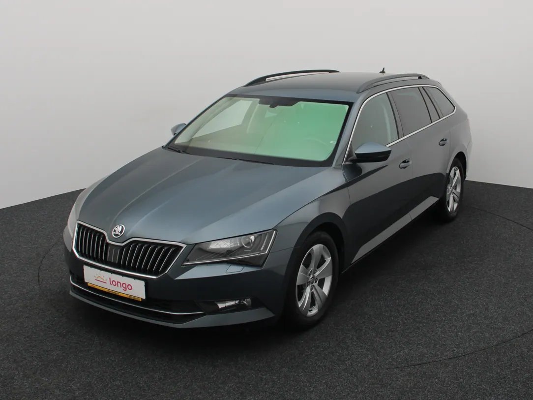 Škoda Superb — foto 2