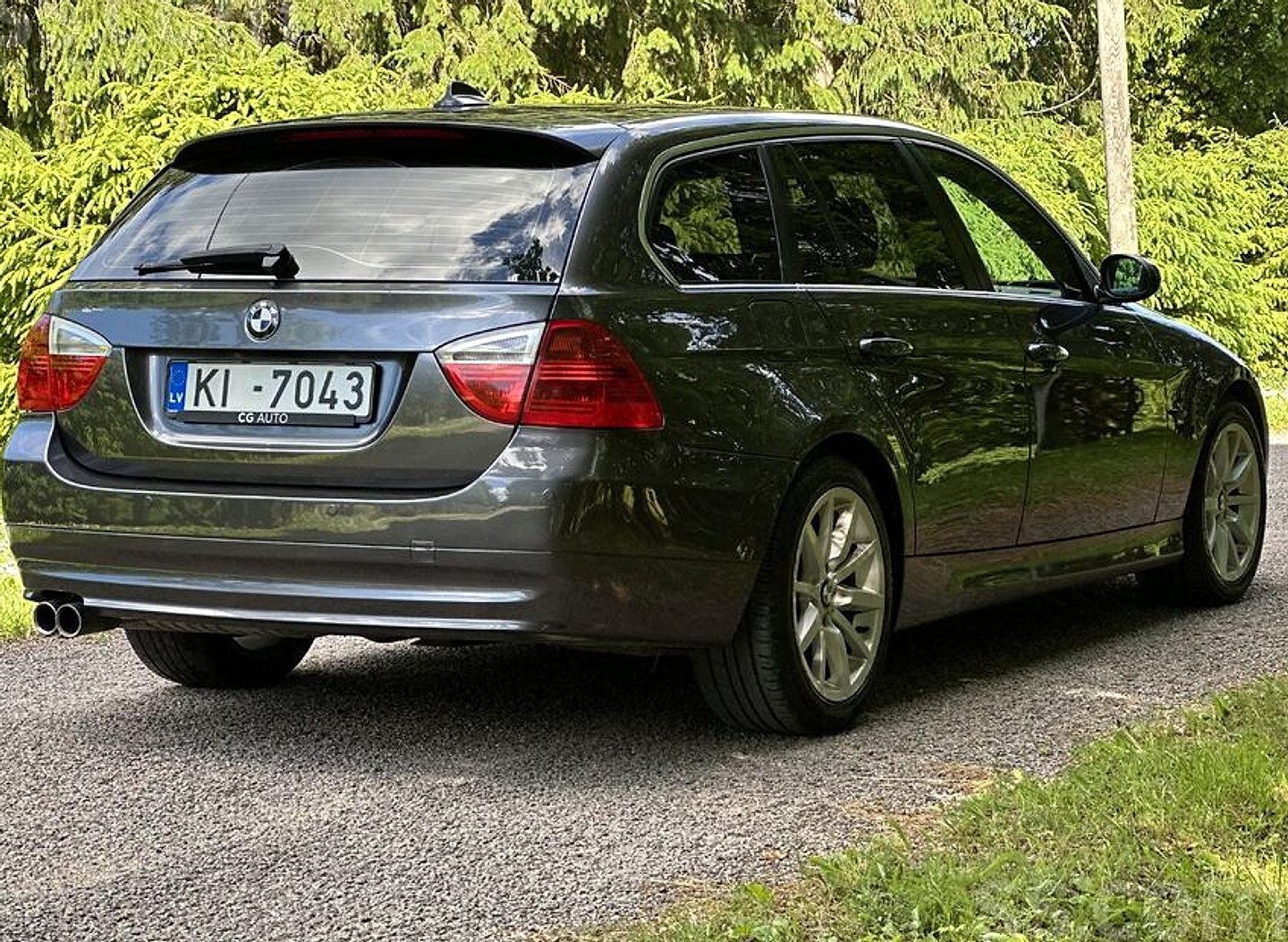BMW 330 — foto 4