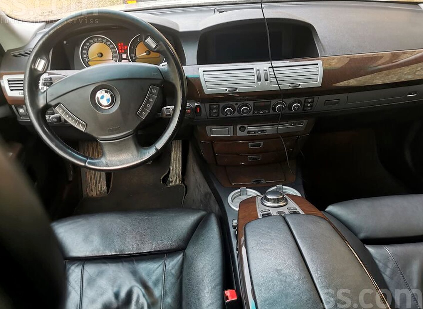 BMW 745 — foto 6