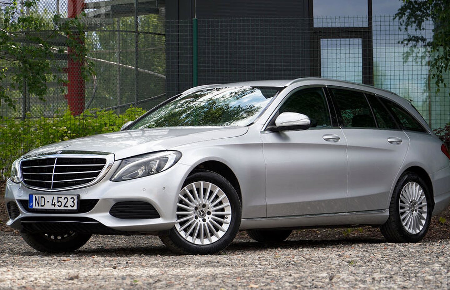 Mercedes-Benz C220 — foto 2