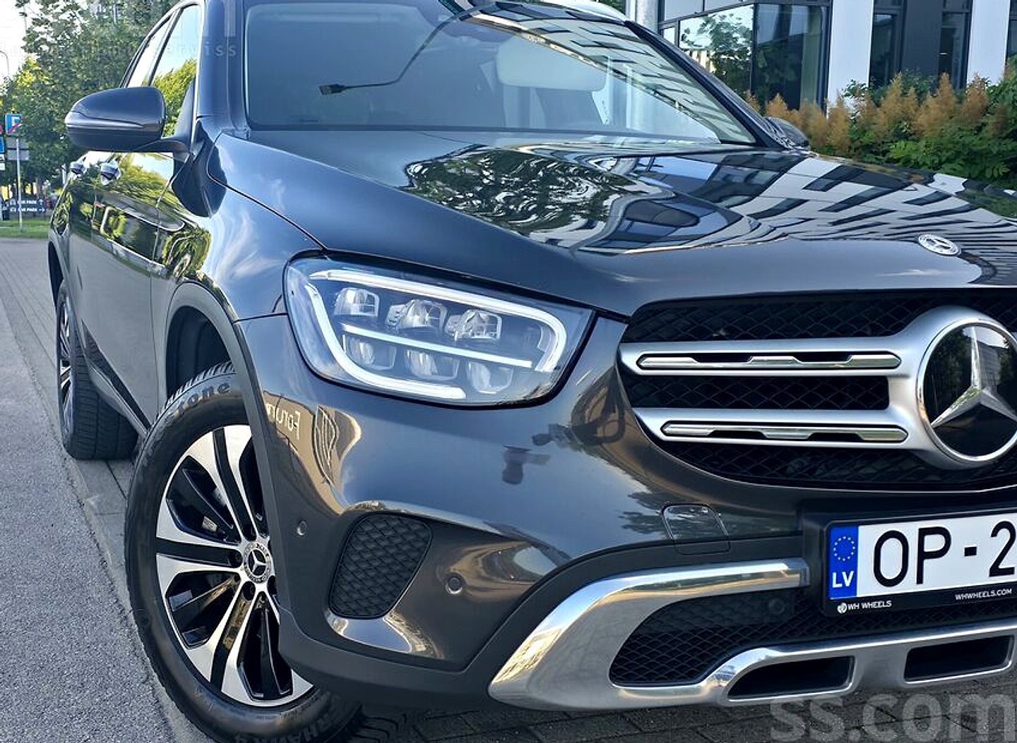 Mercedes-Benz GLC 300 — foto 3