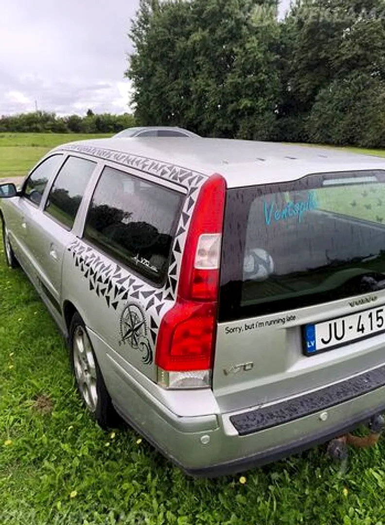 Volvo V70, 2005. gads