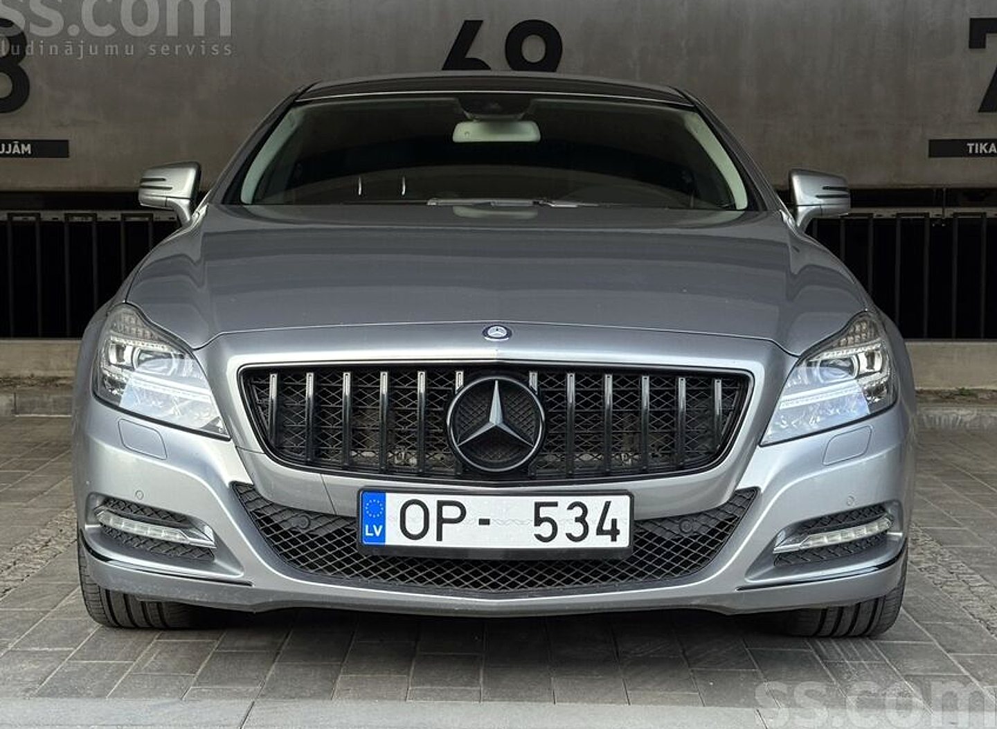 Mercedes-Benz CLS350 — foto 2