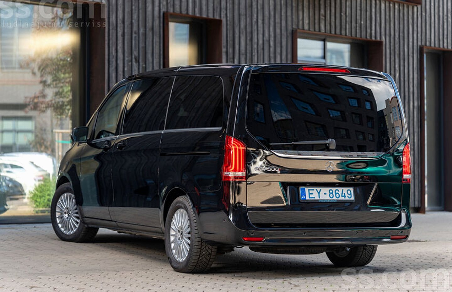 Mercedes-Benz V300 — foto 4