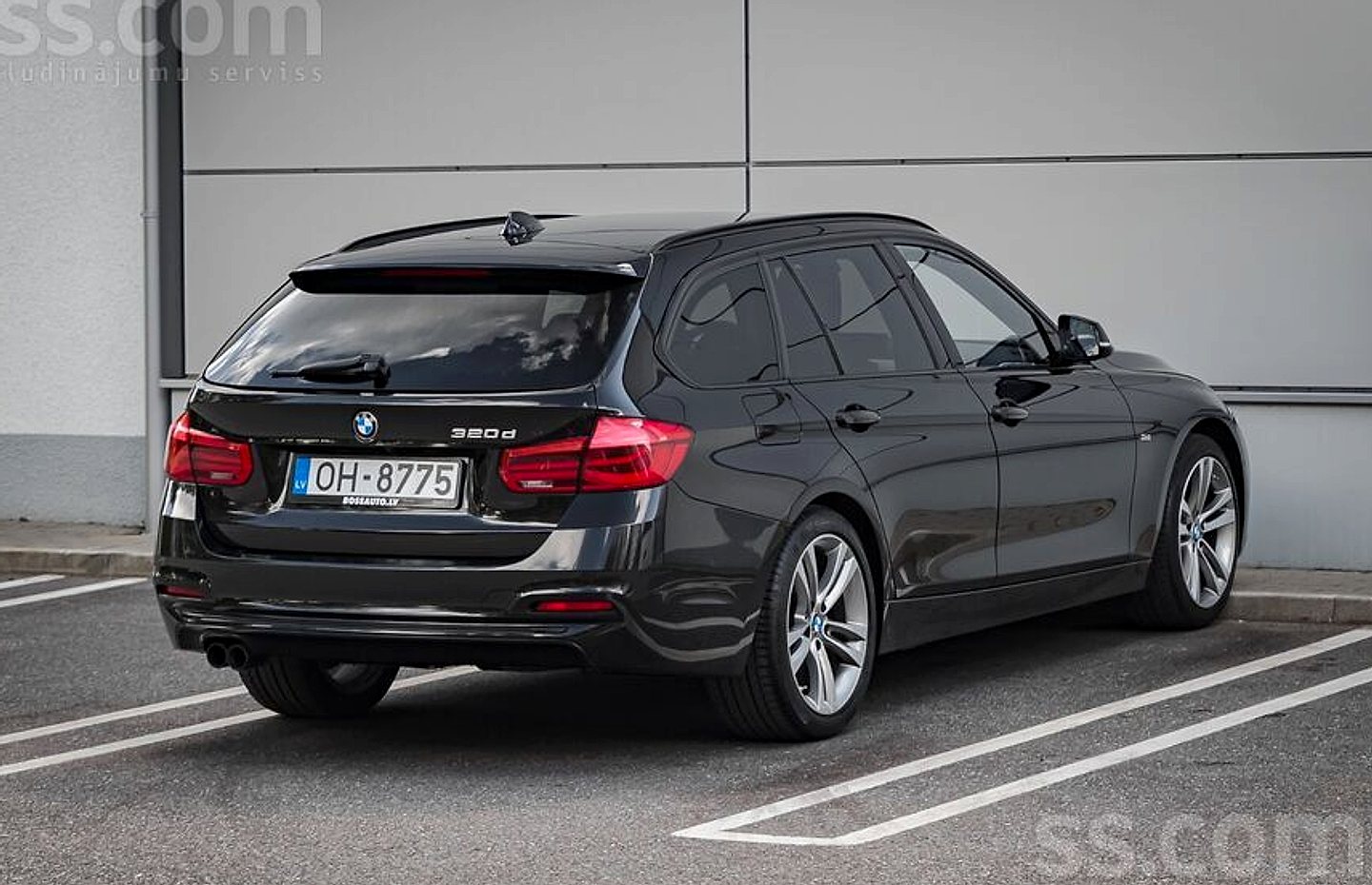 BMW 320 — foto 4