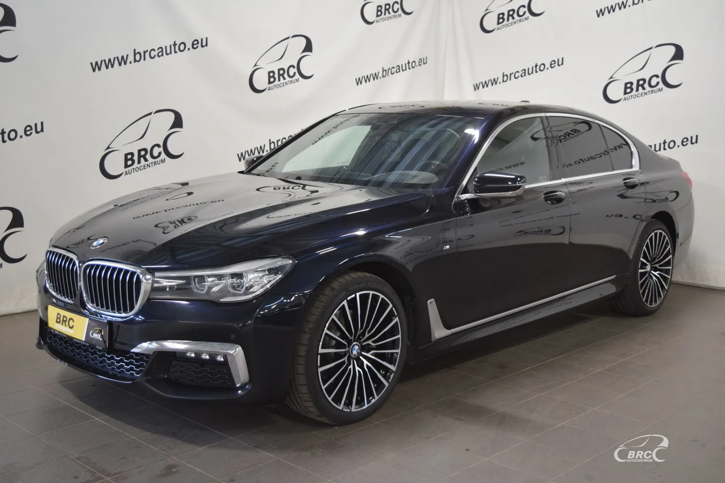 BMW 730, 2018. gads