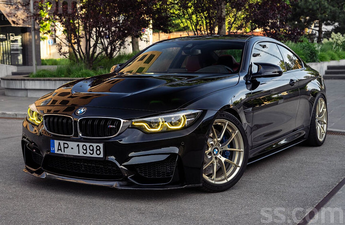 BMW M4