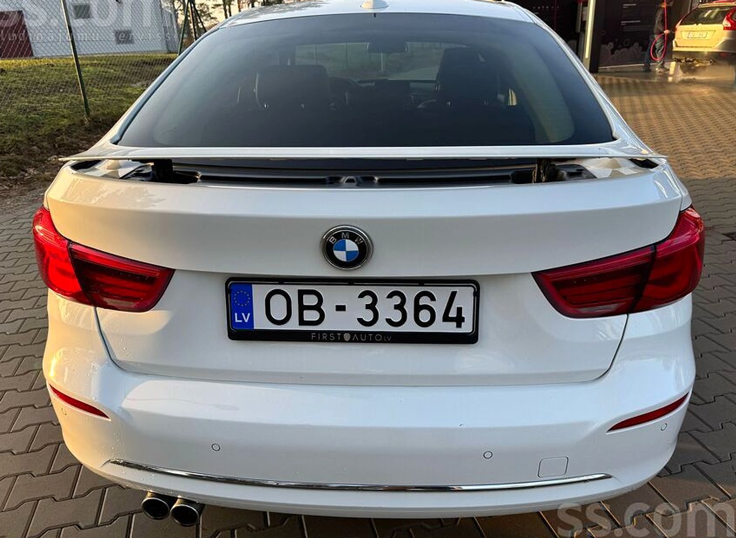 BMW 320 — foto 5
